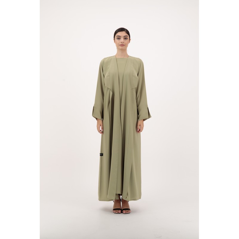 Pleated abaya