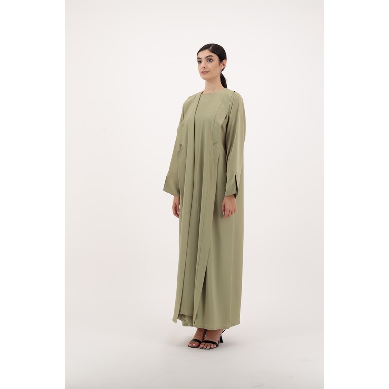 Pleated abaya