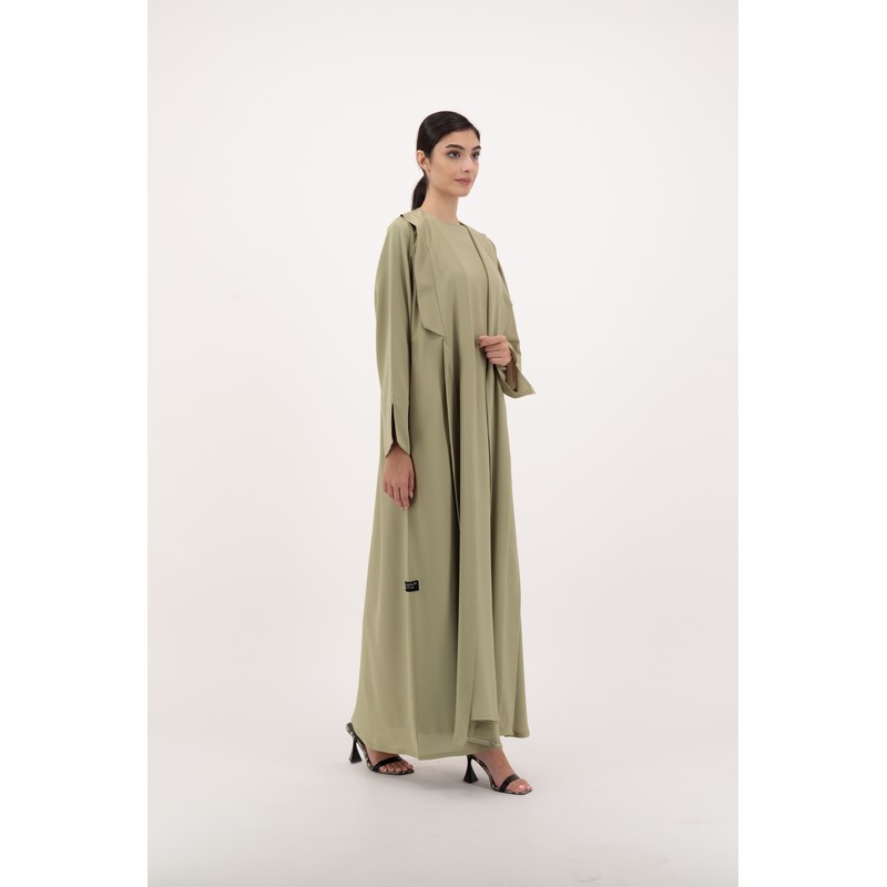 Pleated abaya