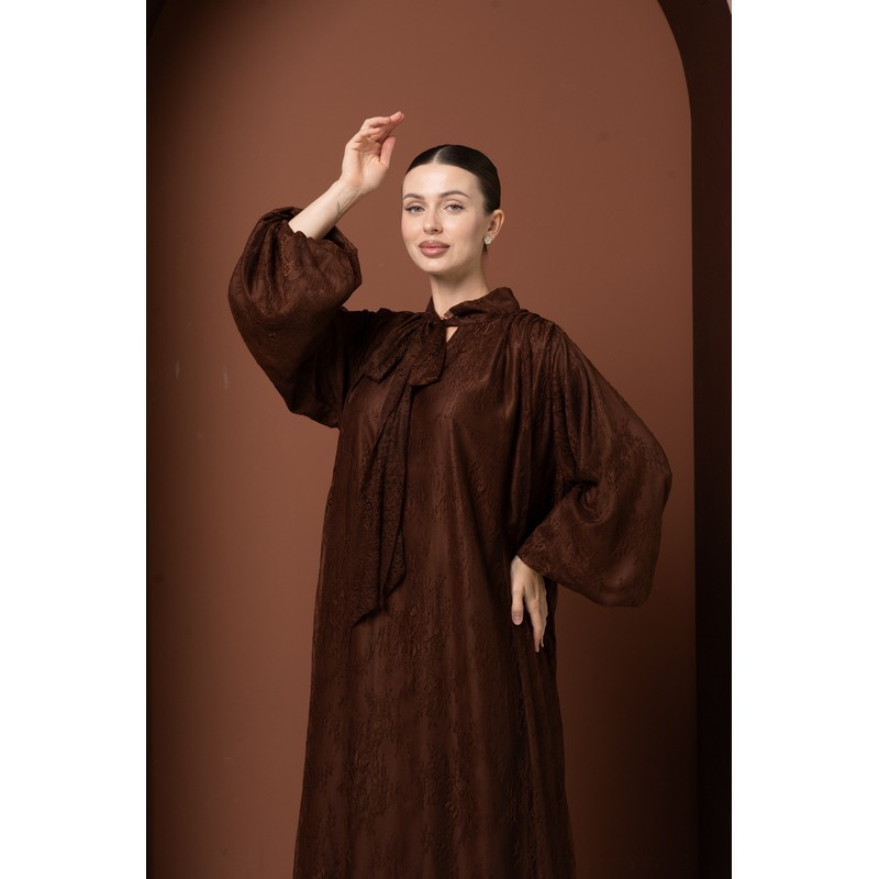 Dentelle marron fonce