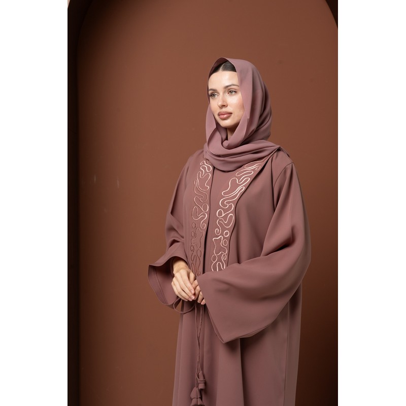 Dusty pink collar abaya