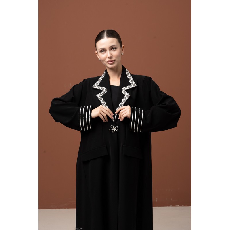 Black collar embellished abaya